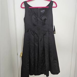 Vintage 90s black pleated David Dixon "little black dress" Size 6. N w/tags.